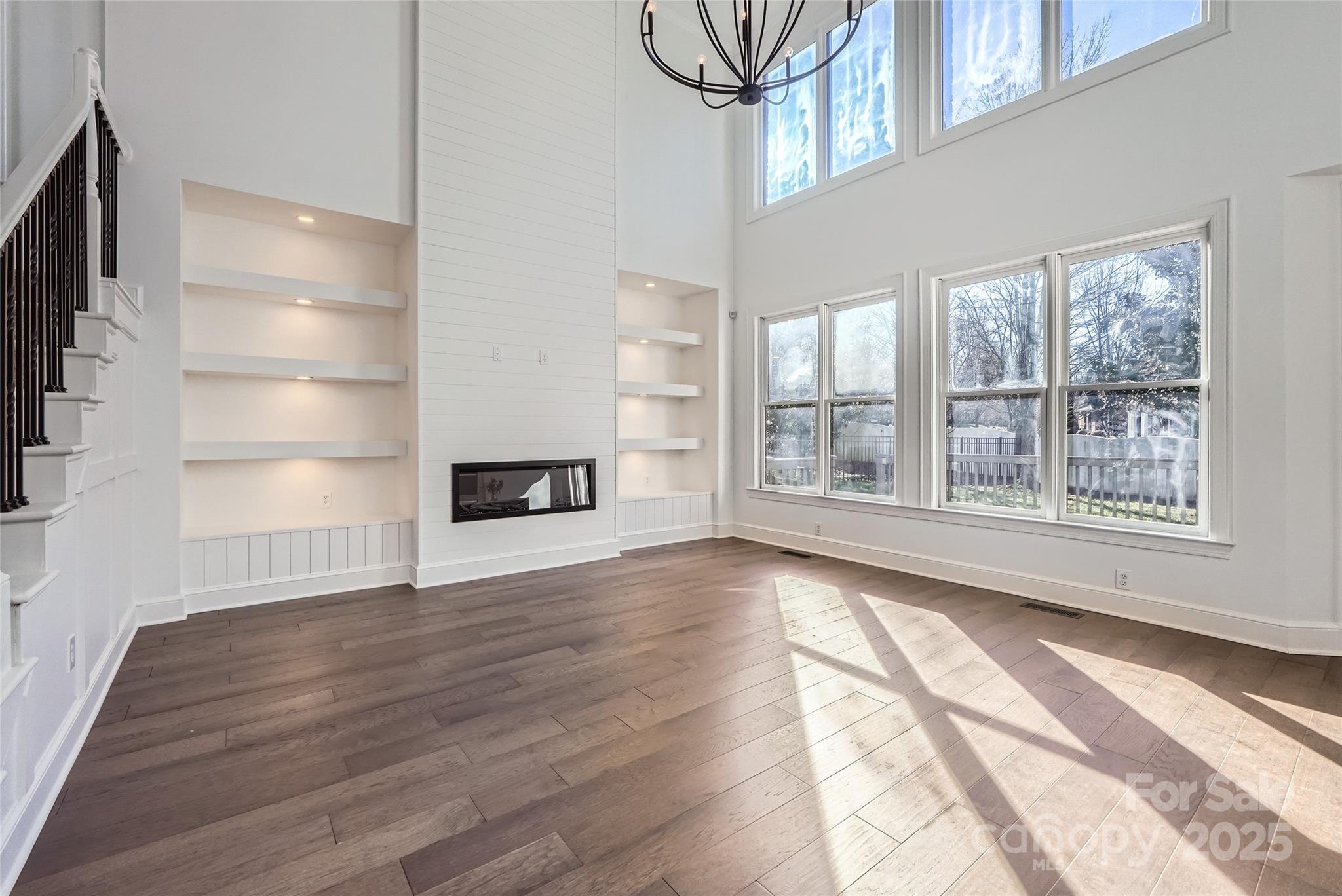 18038 Greyfield Glen