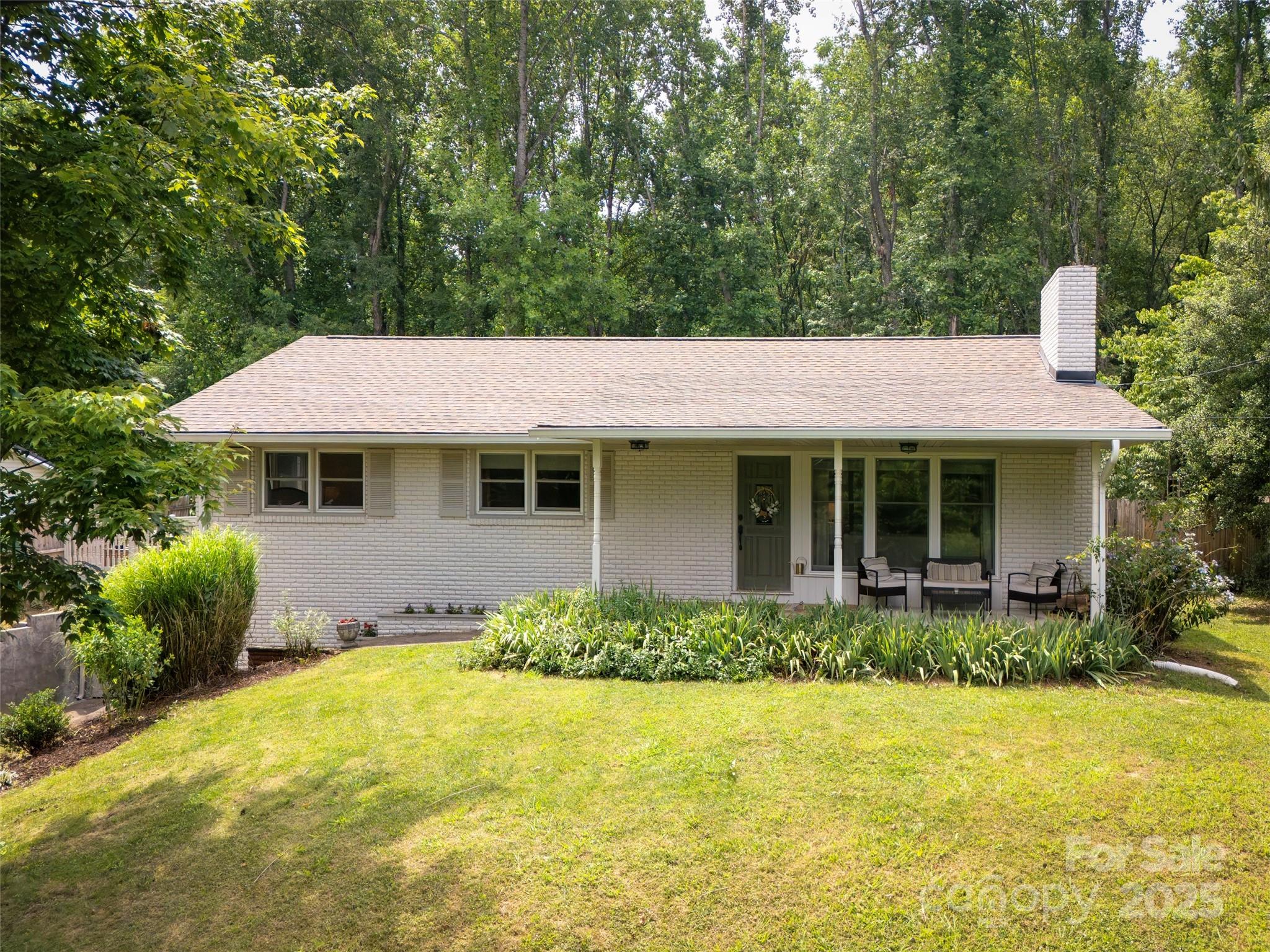 87 Apple Blossom Lane