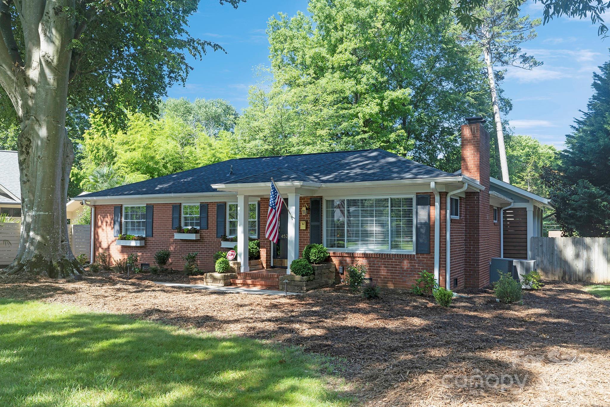 4526 Longwood Drive