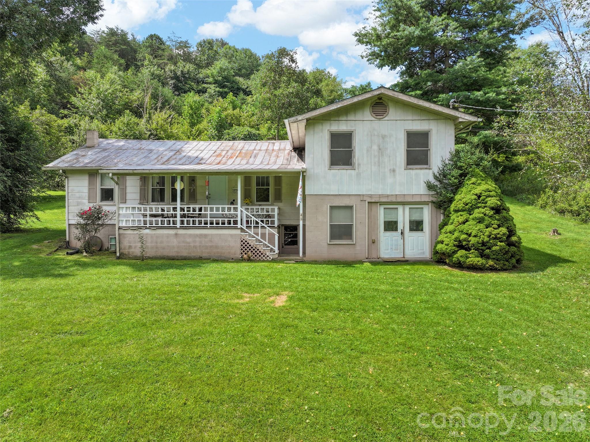 46 Trevor Court, Clyde, NC, 28721