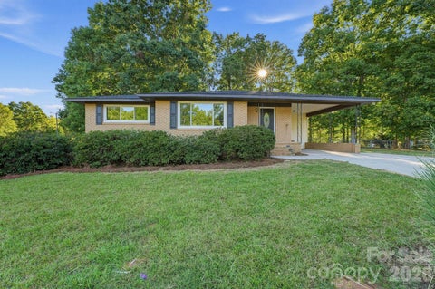 Photo of 1227 Eden Drive, Chester, SC 29706 (MLS # 4437176)