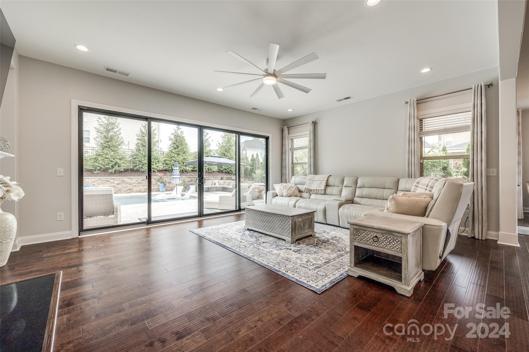 The Retreat at Rayfield - Residential