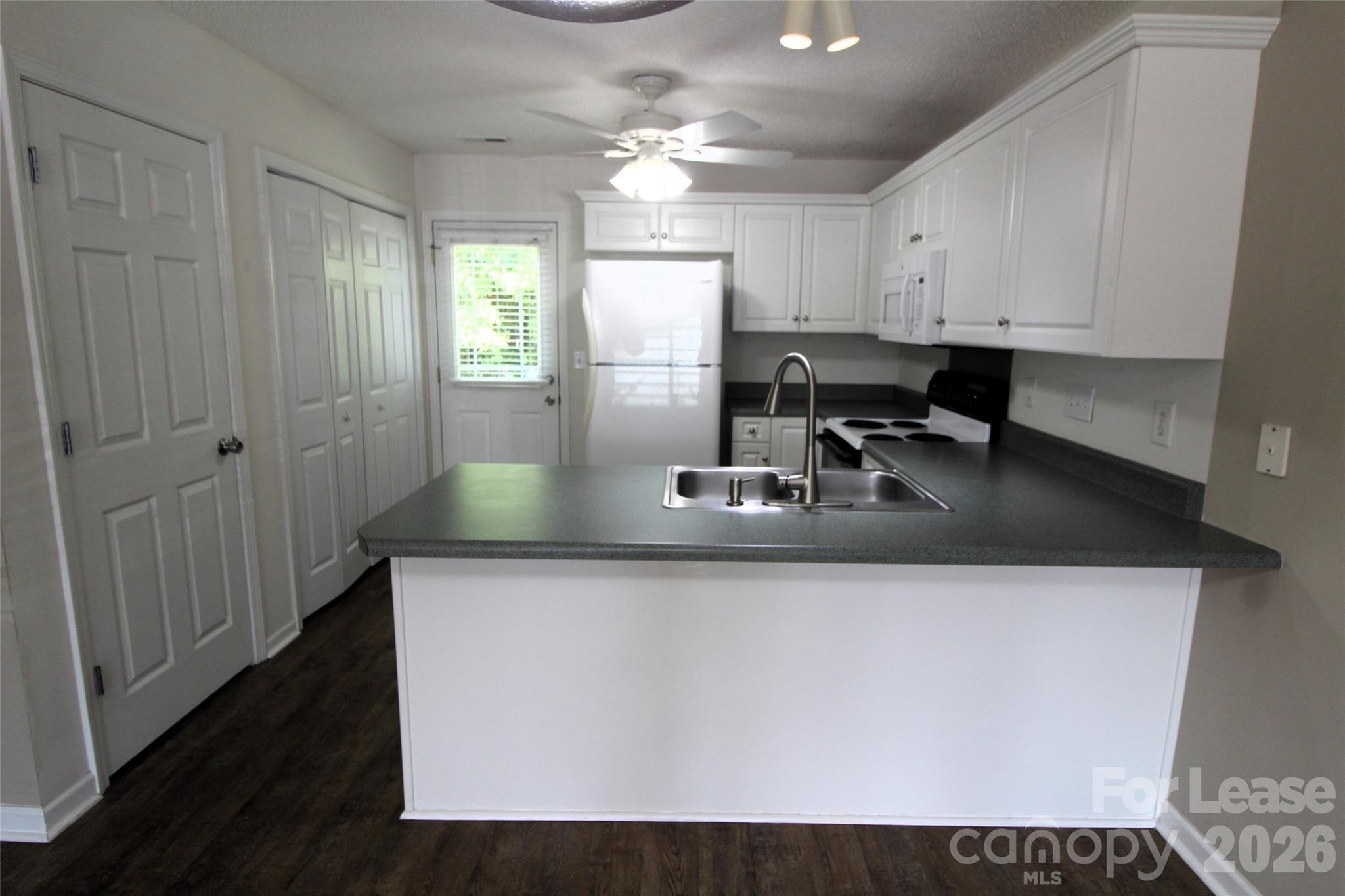 Meadow Creek - Residential Lease