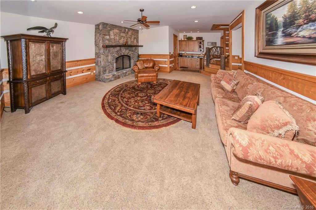 Smoky Mountain Retreat at Eagles Nest - Residential