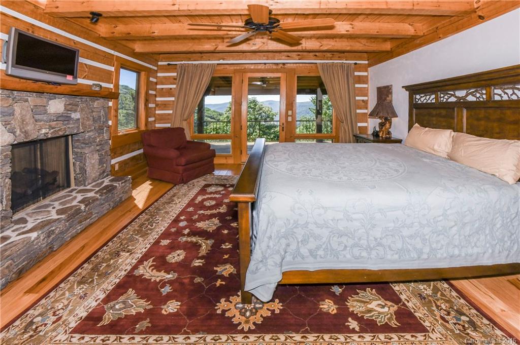 Smoky Mountain Retreat at Eagles Nest - Residential