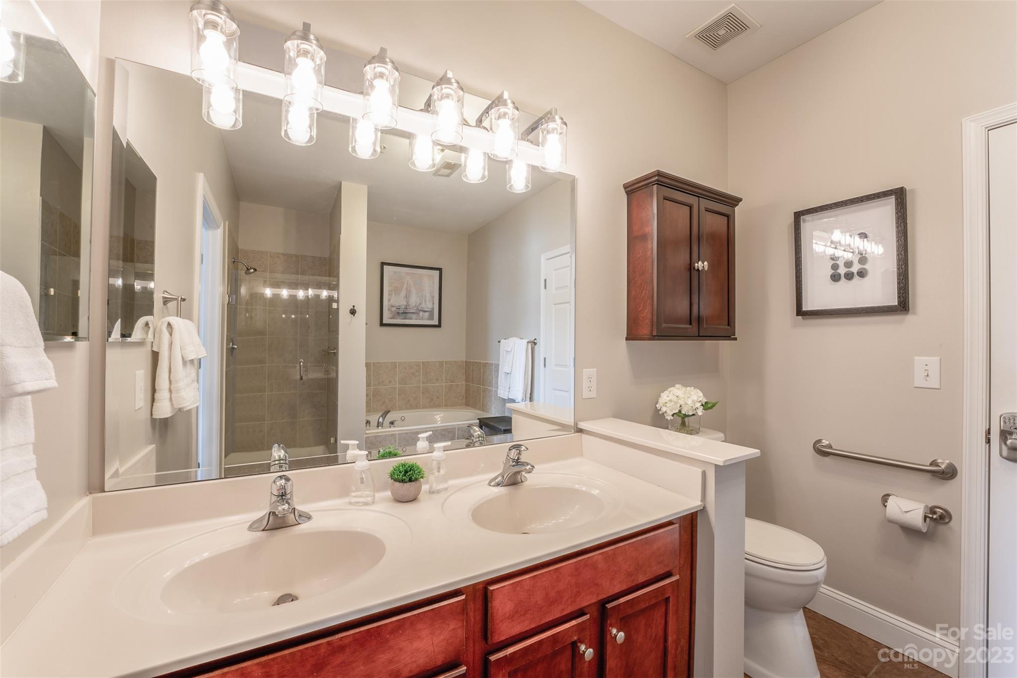 Harbor Point Village - Residential