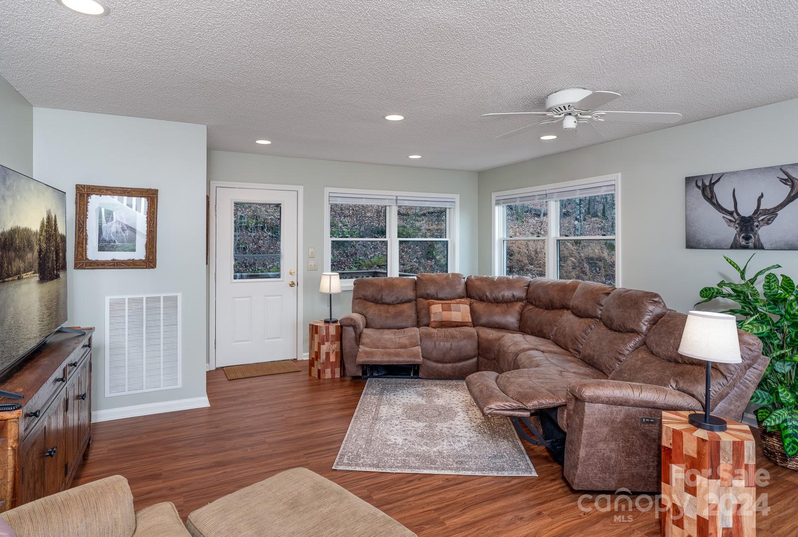 The Cliffs - Residential