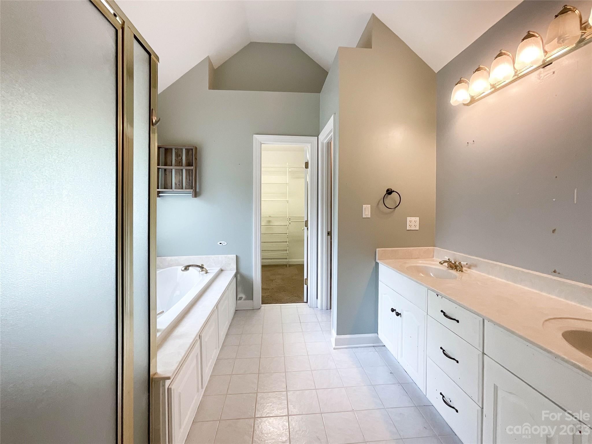 Miller Pond - Residential