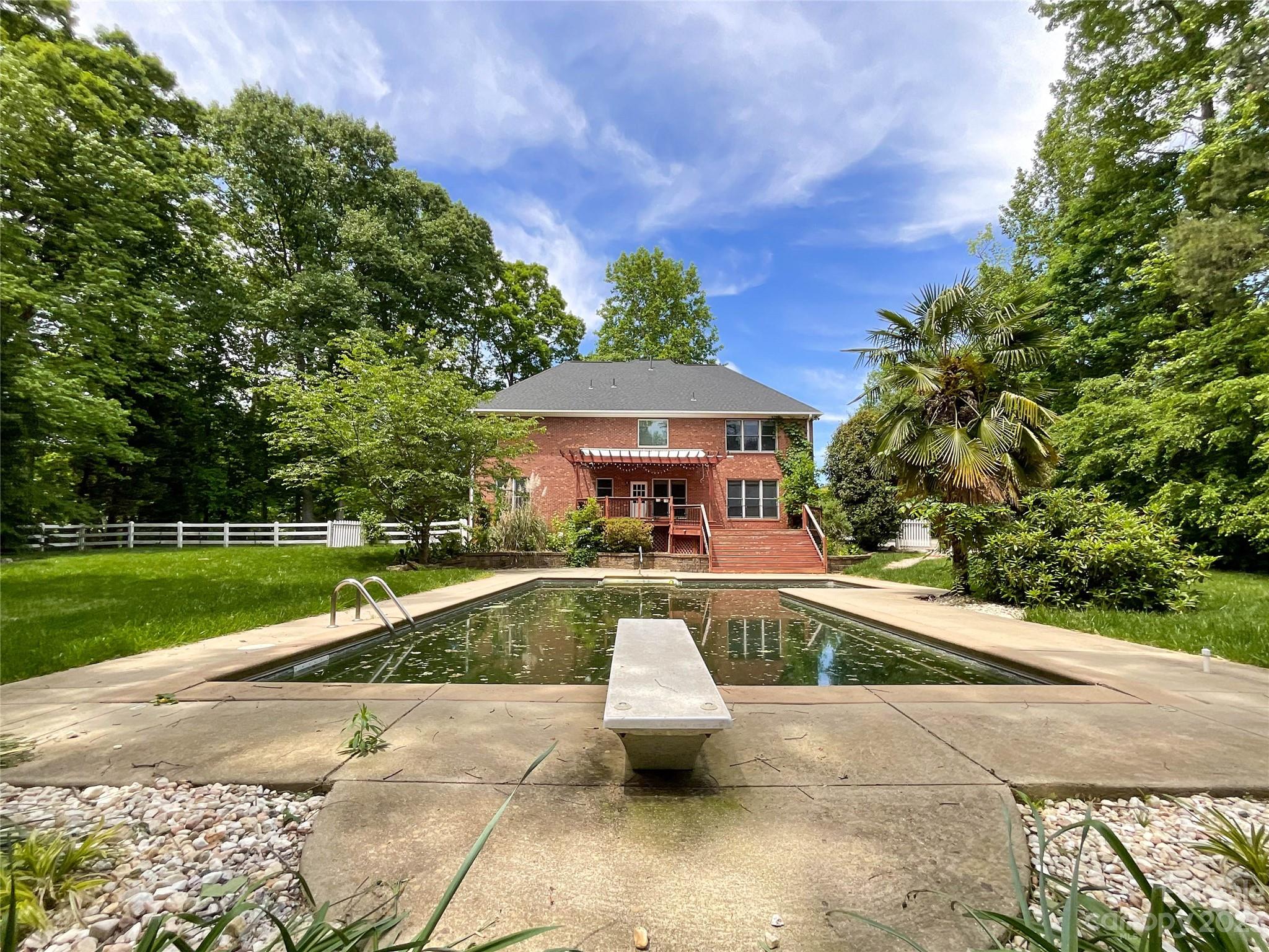 Miller Pond - Residential