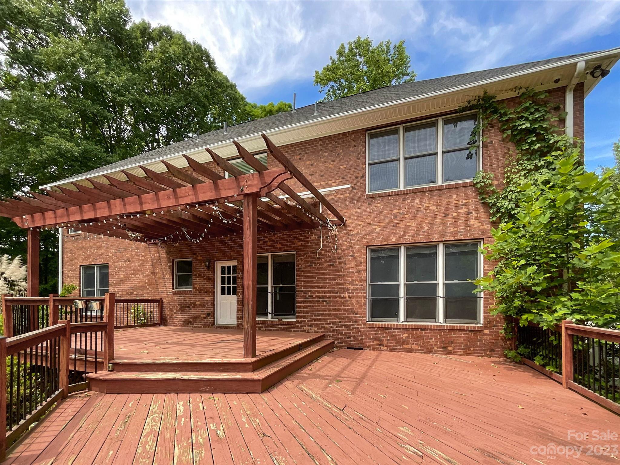 Miller Pond - Residential