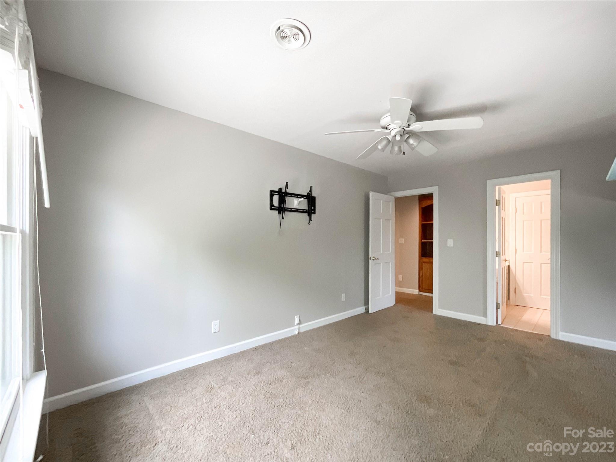 Miller Pond - Residential