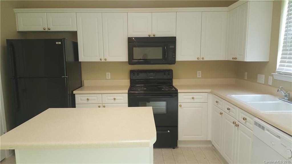 Oakdale Village - Residential