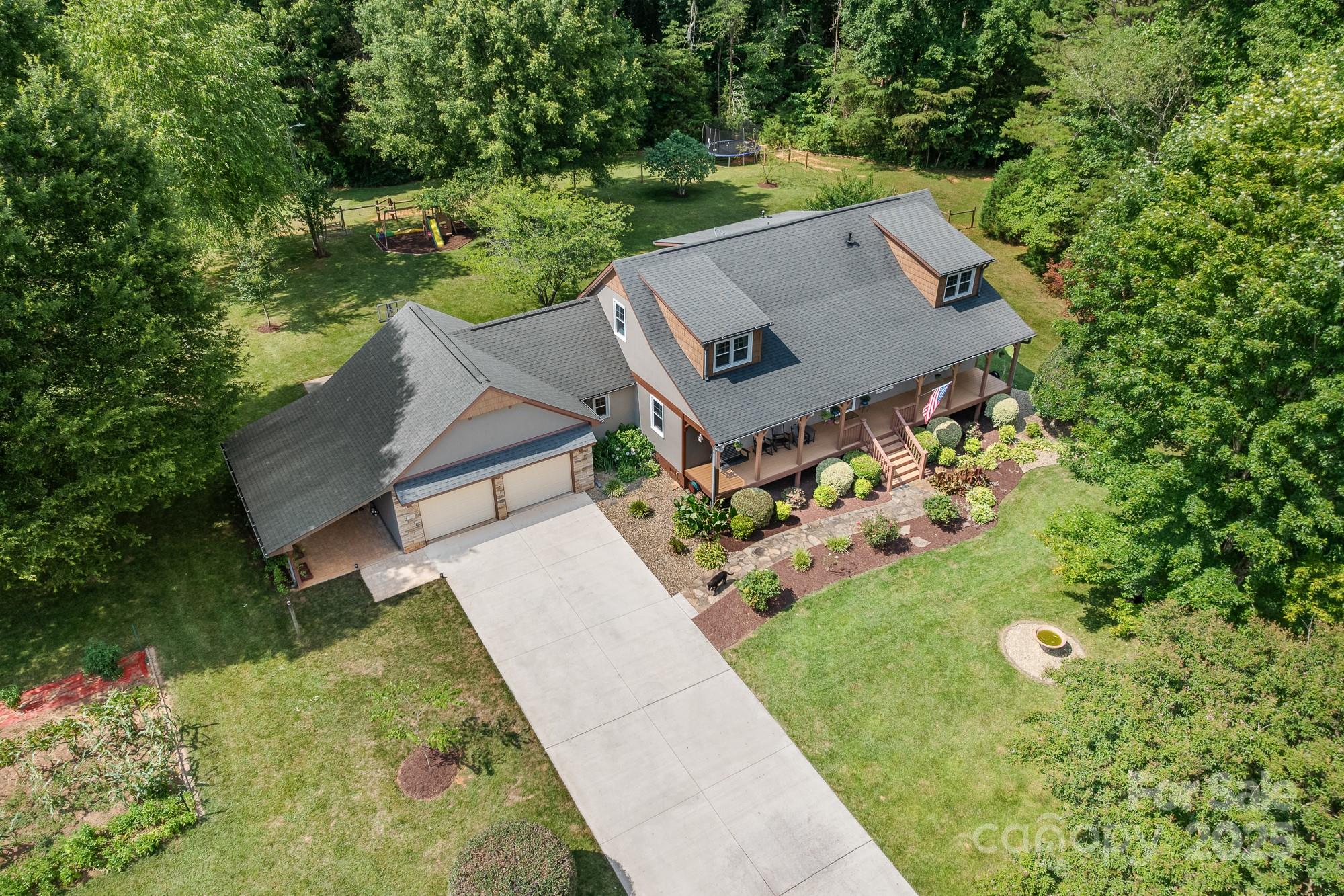 222 Oakhill Street