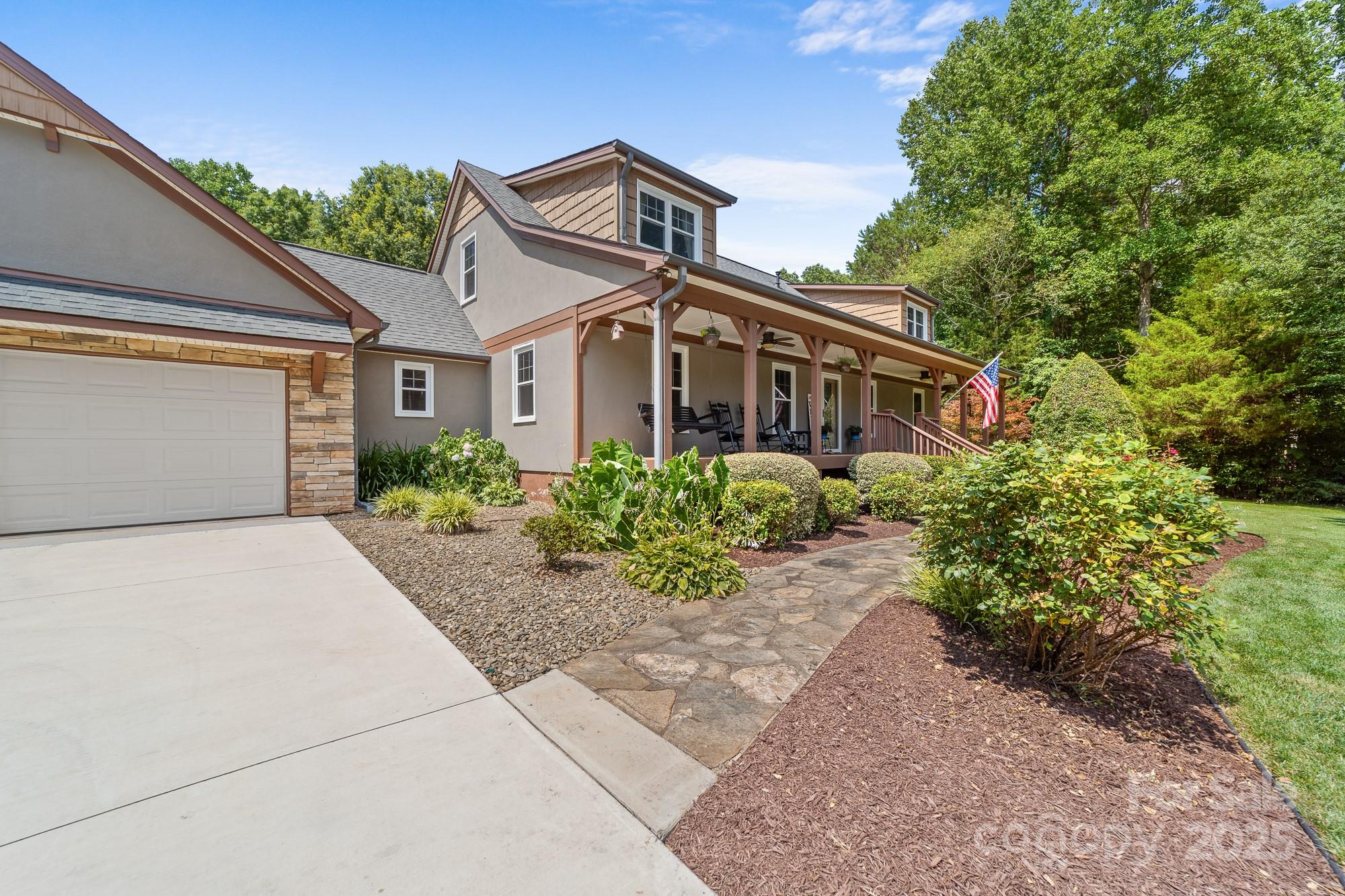 222 Oakhill Street