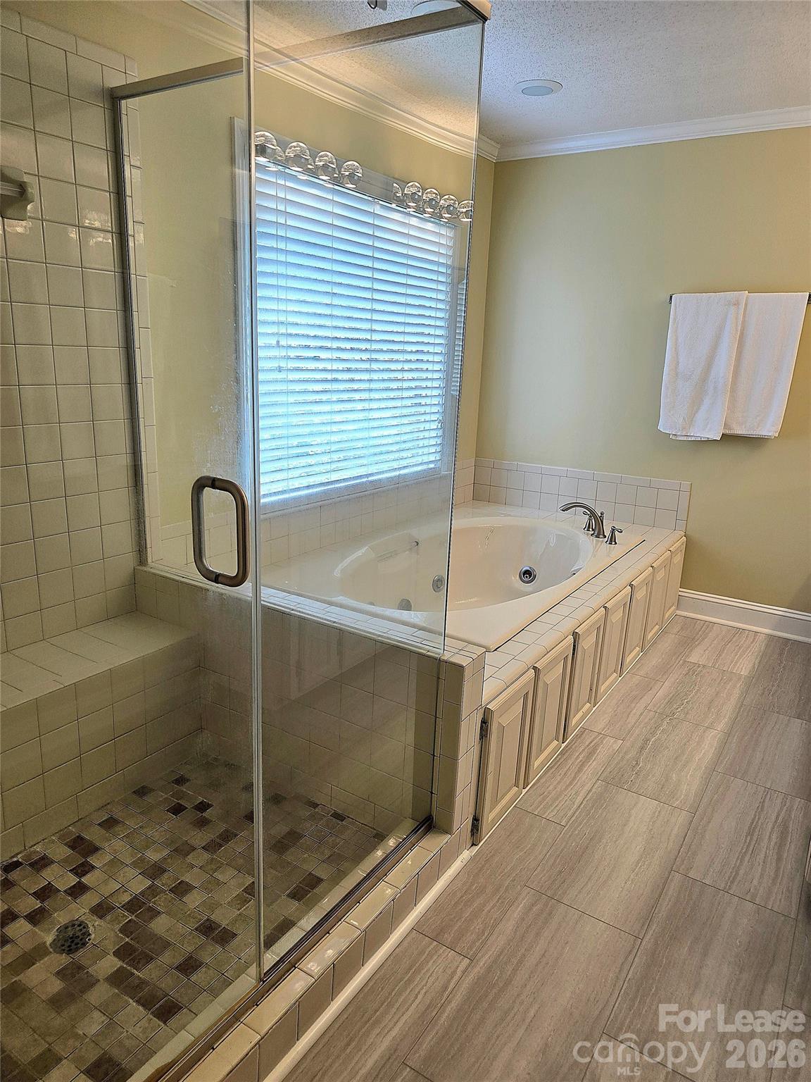 Hunters Pointe - Residential Lease