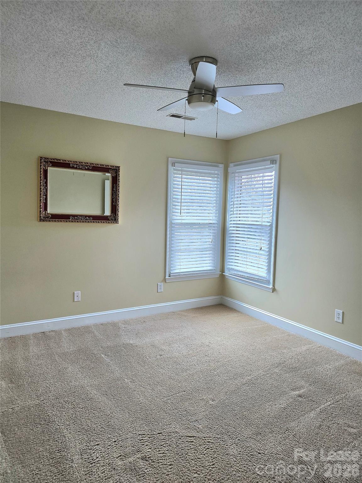 Hunters Pointe - Residential Lease