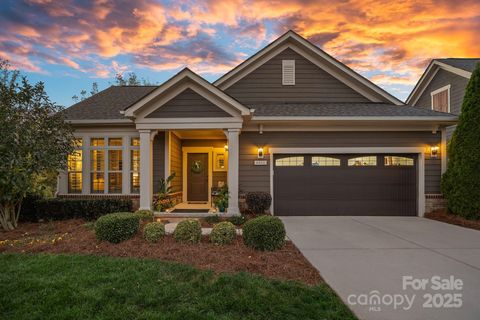 Photo of 8032 Parknoll Drive, Huntersville, NC 28078 (MLS # 4296820)