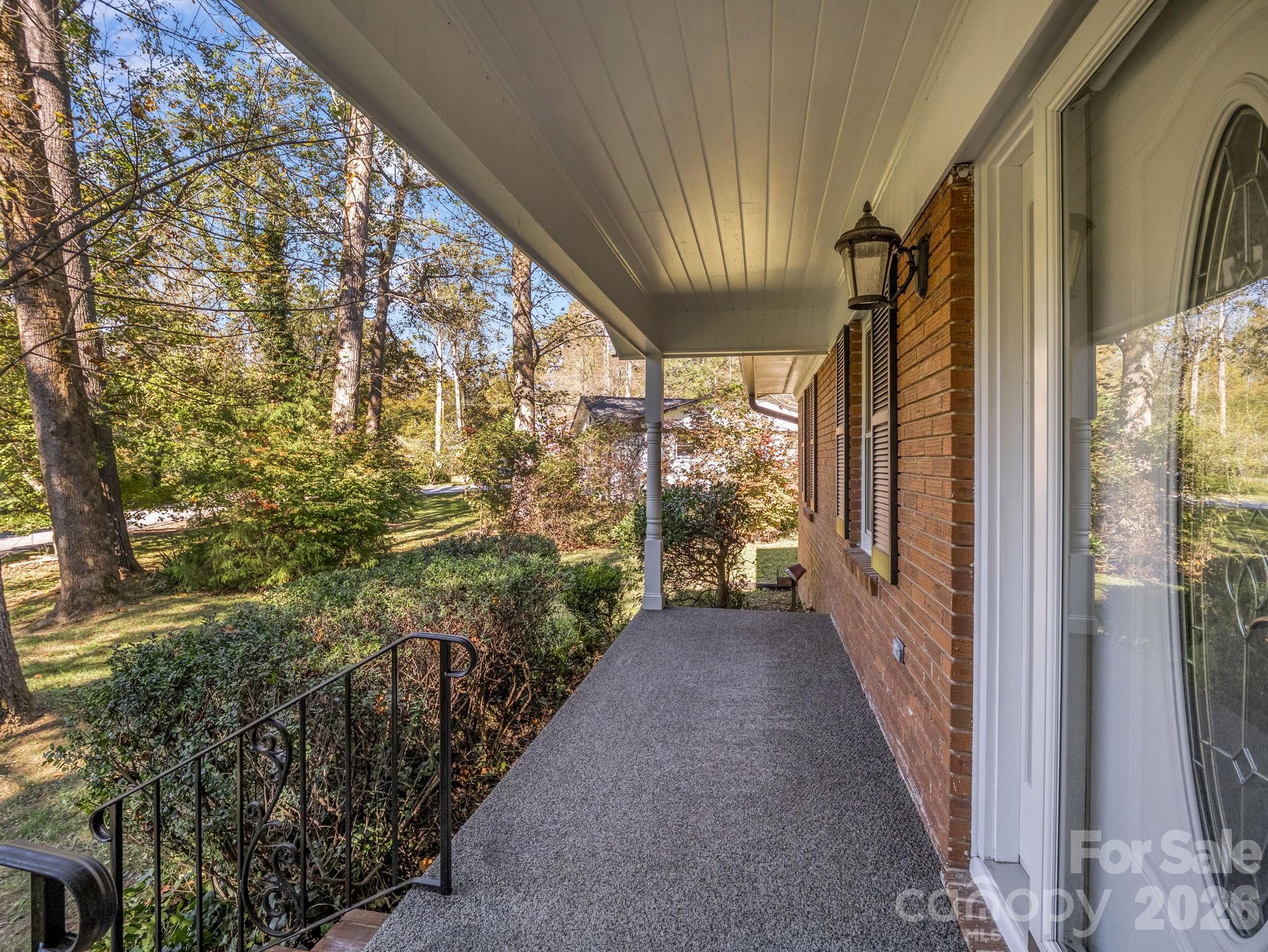 2630 Seminole Drive