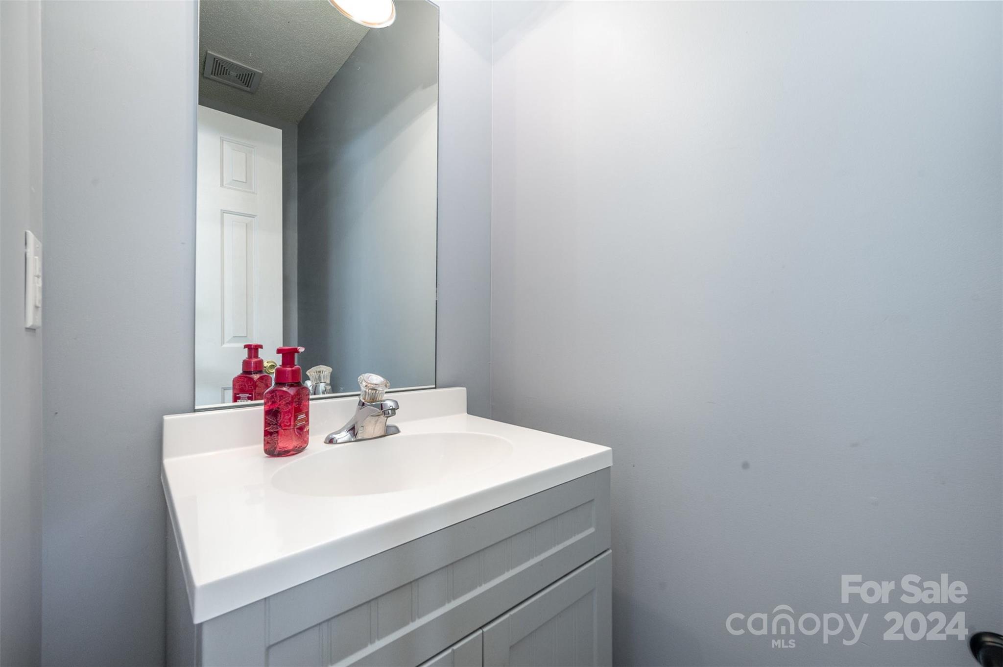 WhiteHall - Residential