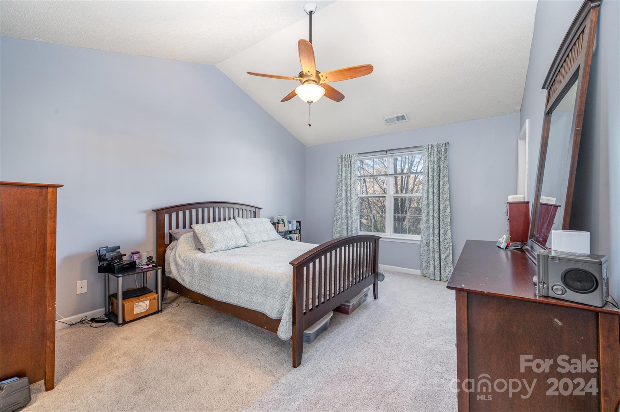 WhiteHall - Residential