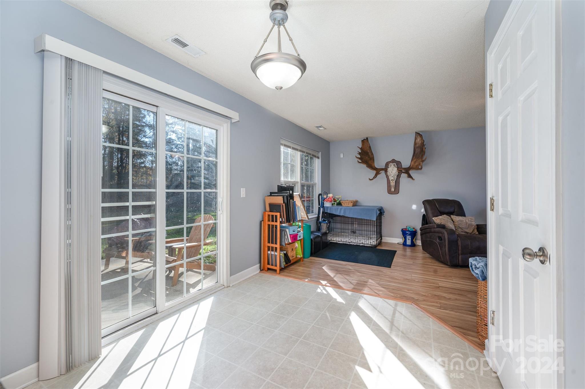 WhiteHall - Residential