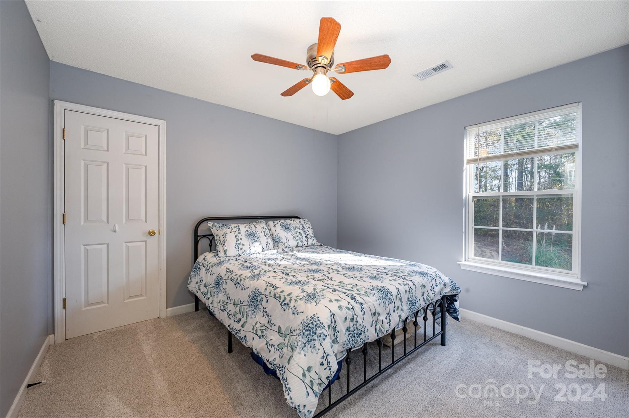 WhiteHall - Residential