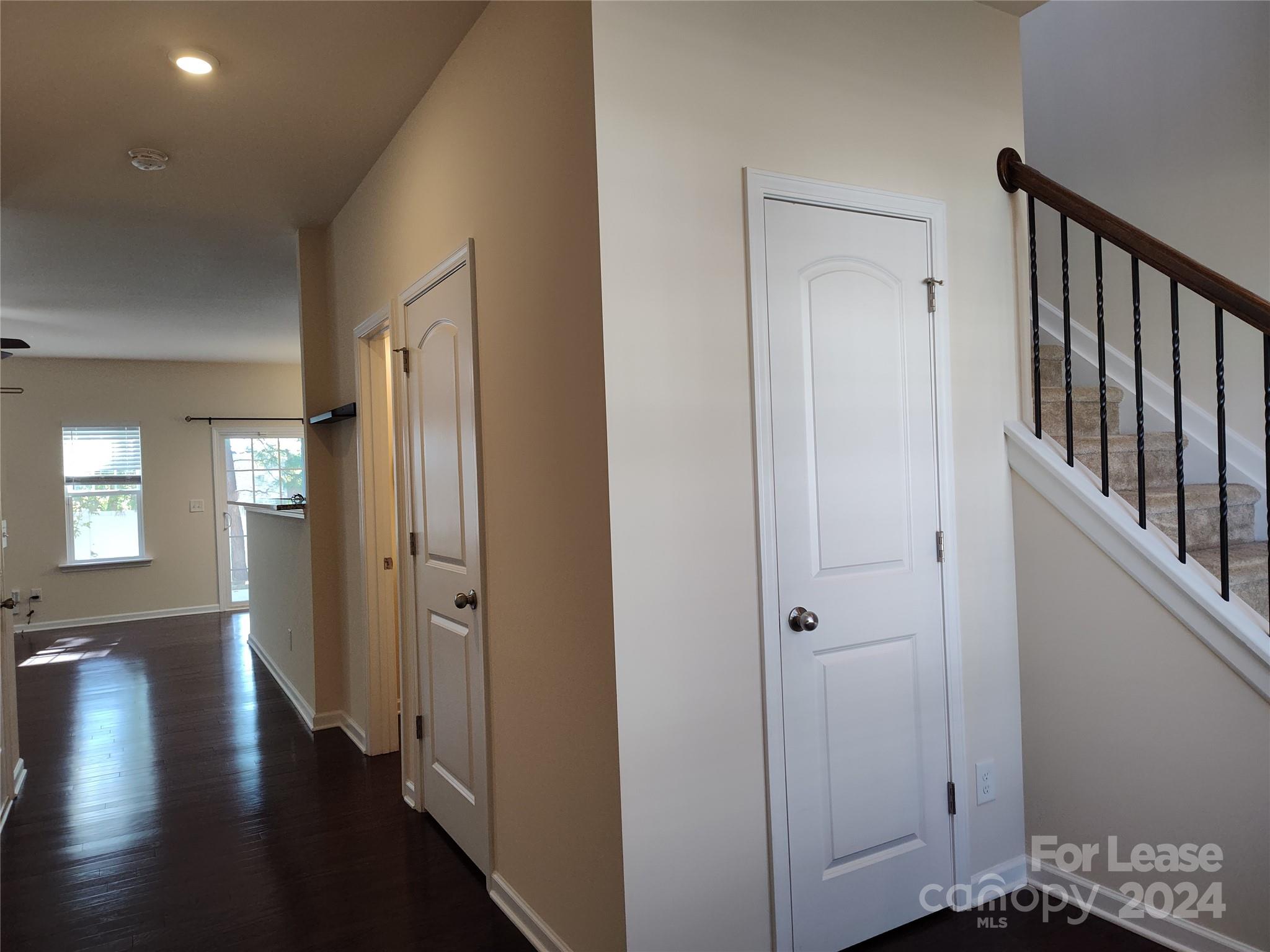 McDowell Crossing - Residential Lease