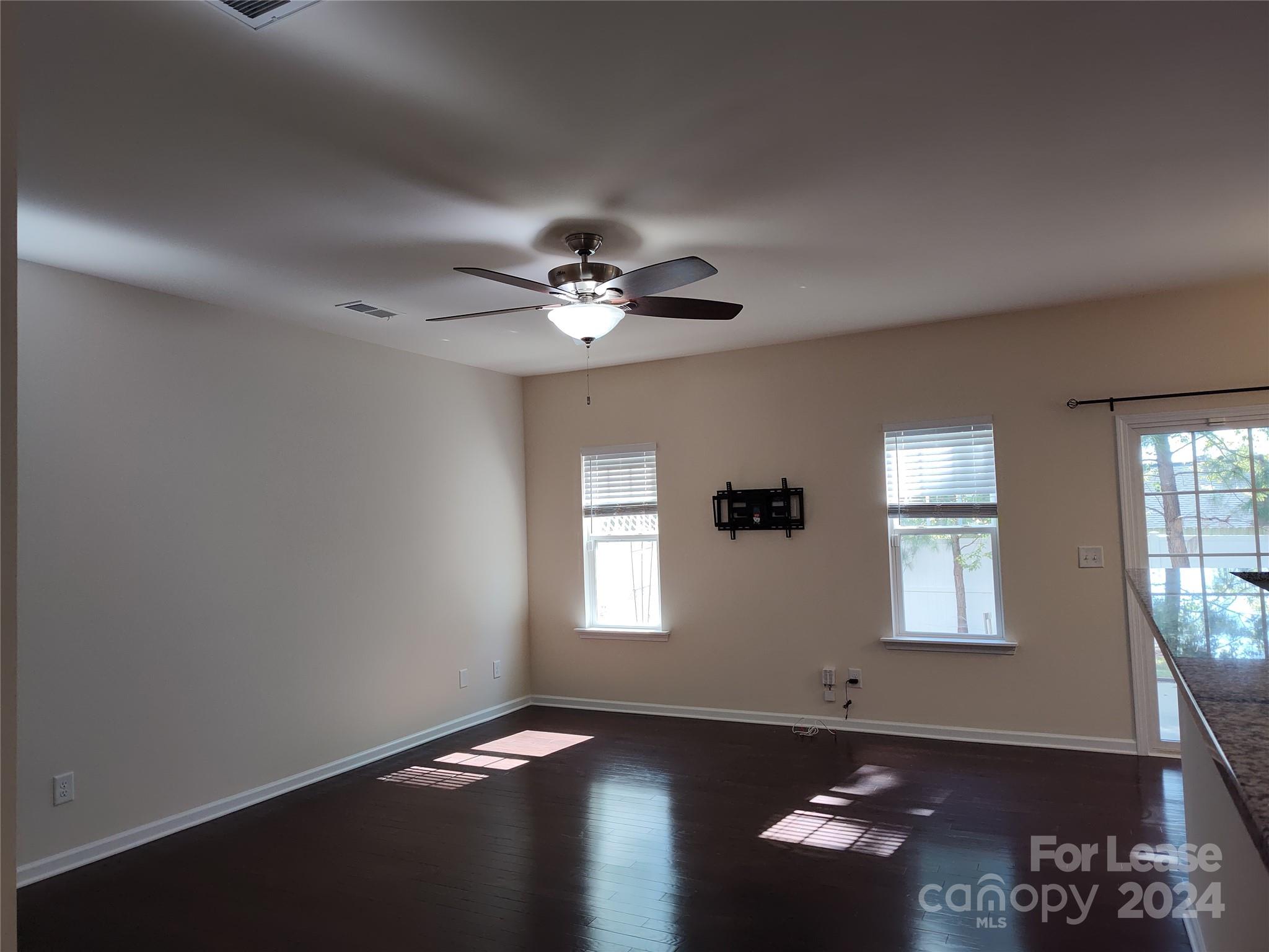 McDowell Crossing - Residential Lease