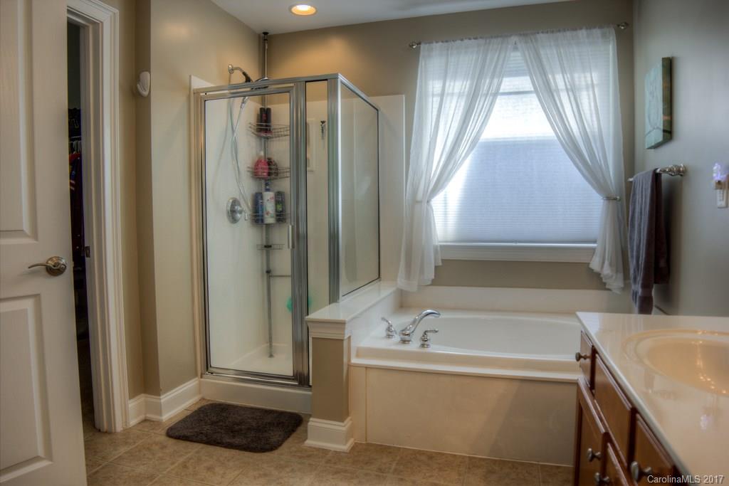 Macaulay - Residential Lease