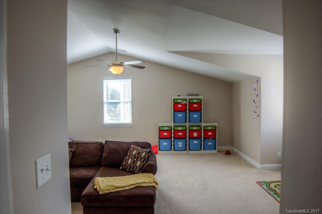 Macaulay - Residential Lease