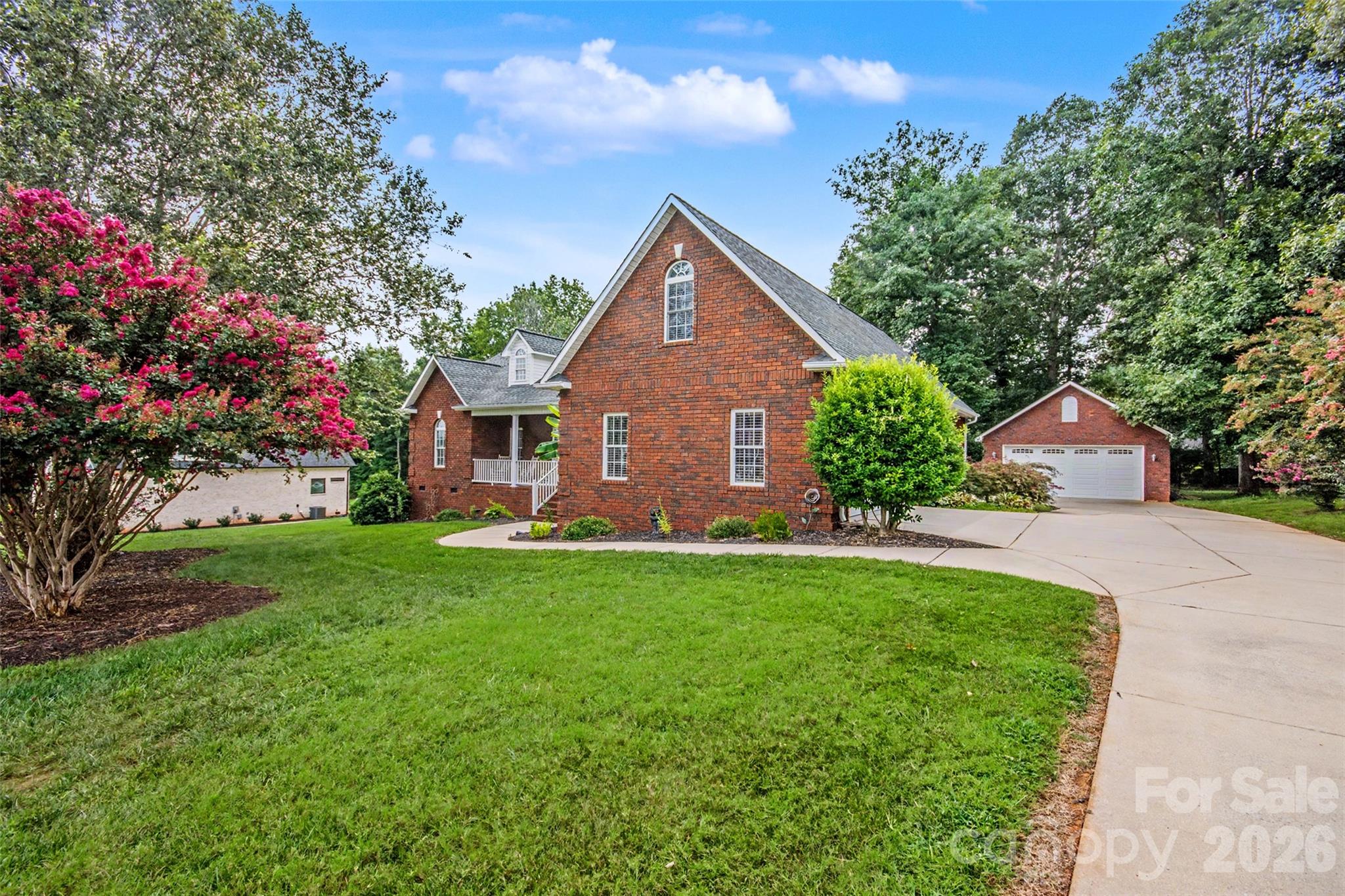 204 Seven Springs Loop
