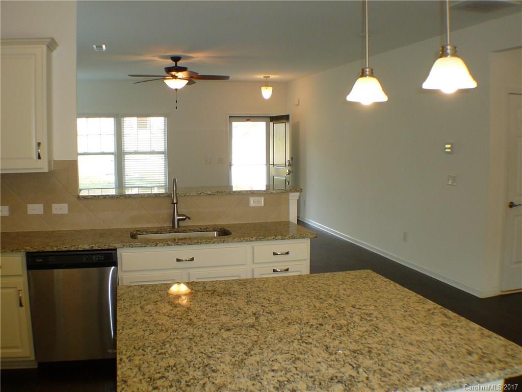 Ellis Pond - Residential