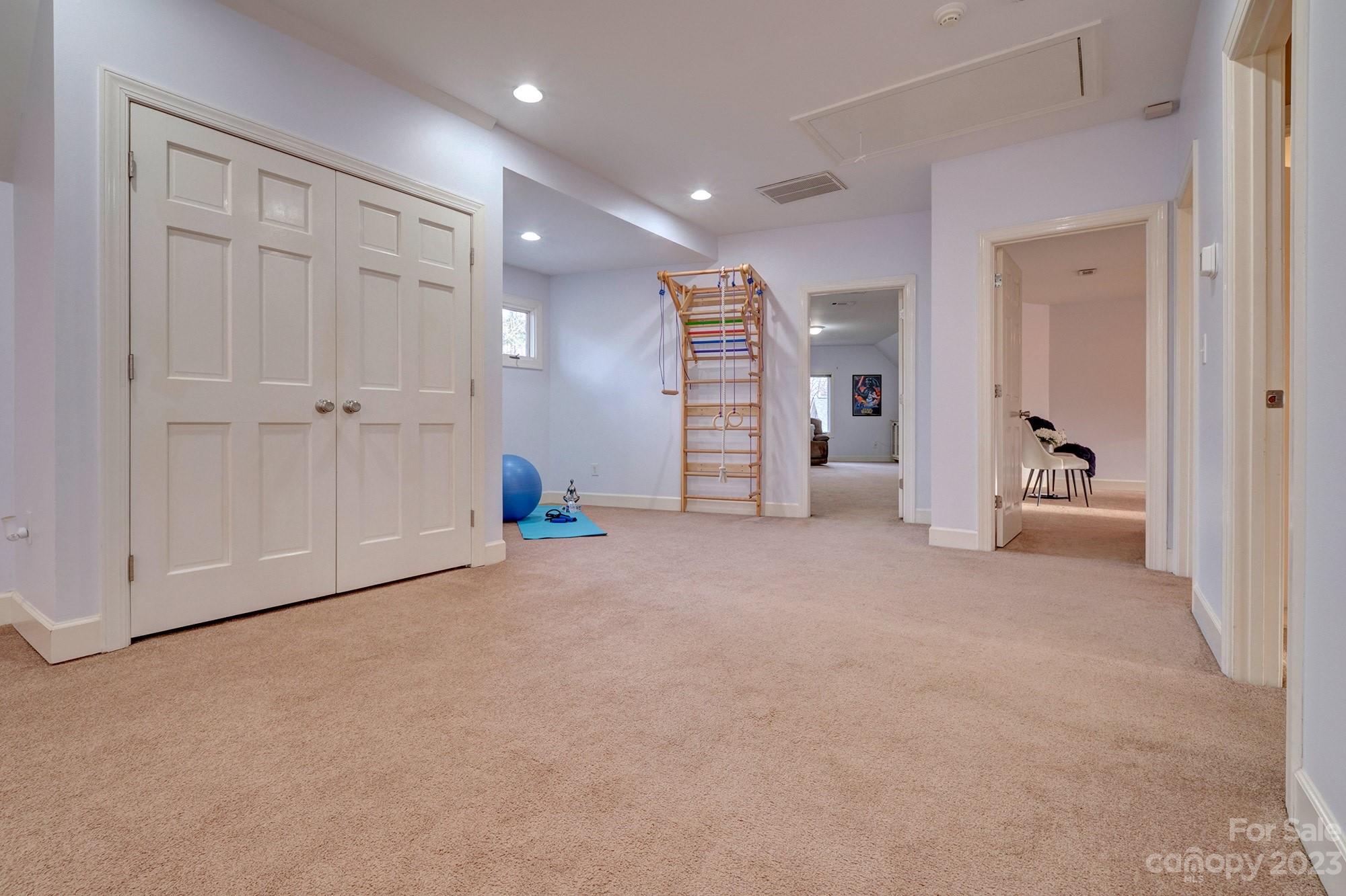 River Hills - Residential