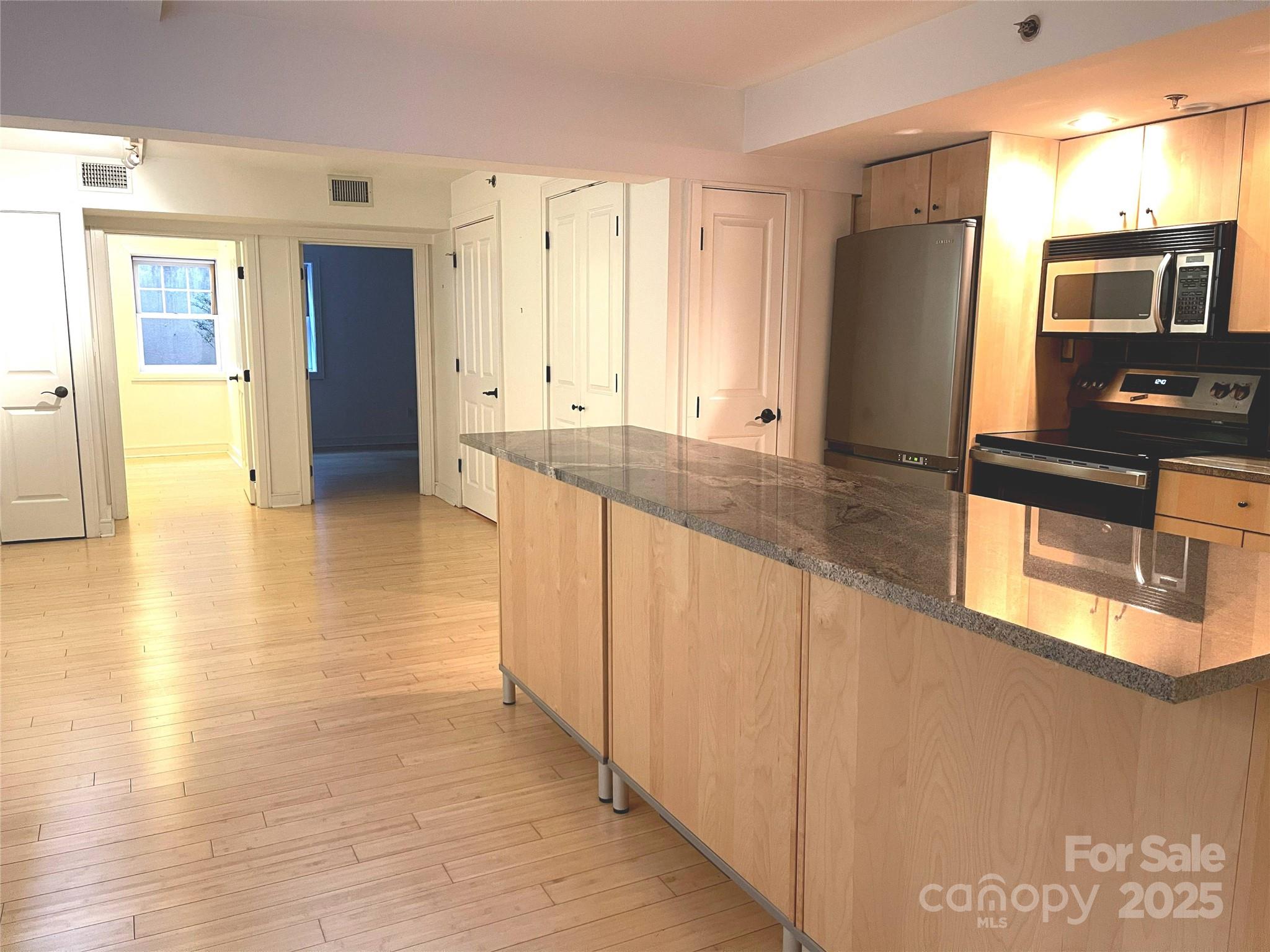 37 Hiawassee Street W106