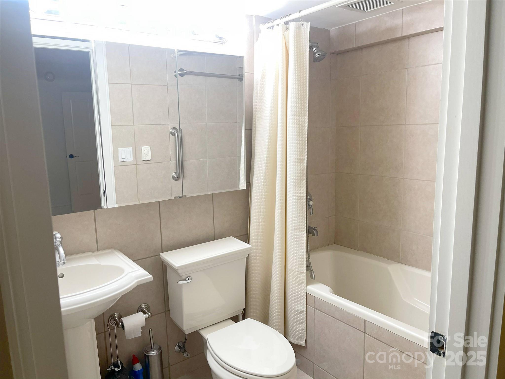 Hiawassee - Residential