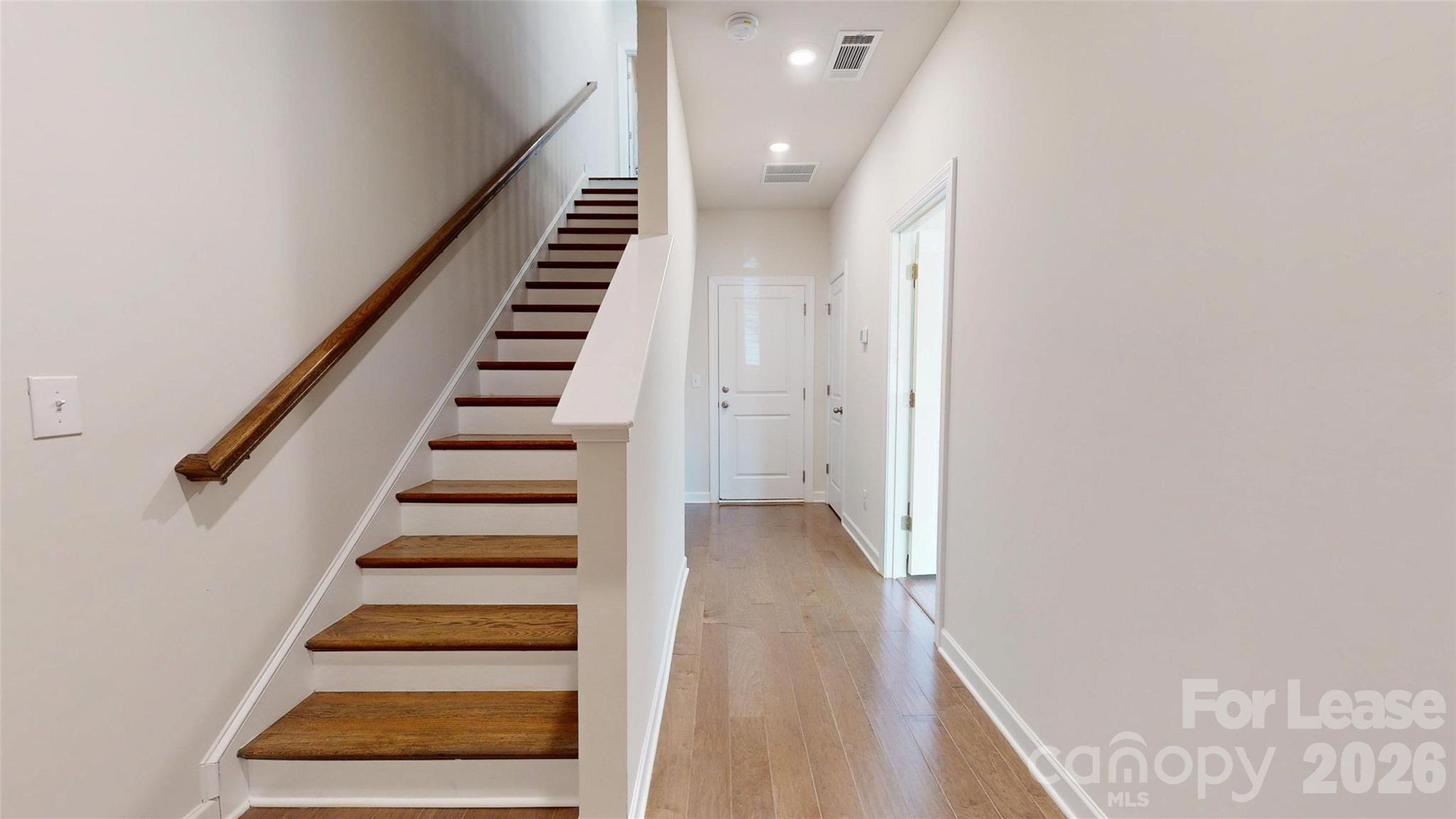 2518 Arbor Loop Drive