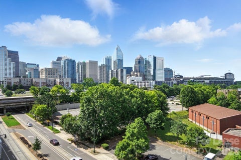 Photo of 718 W Trade Street #302, Charlotte, NC 28202 (MLS # 4436979)