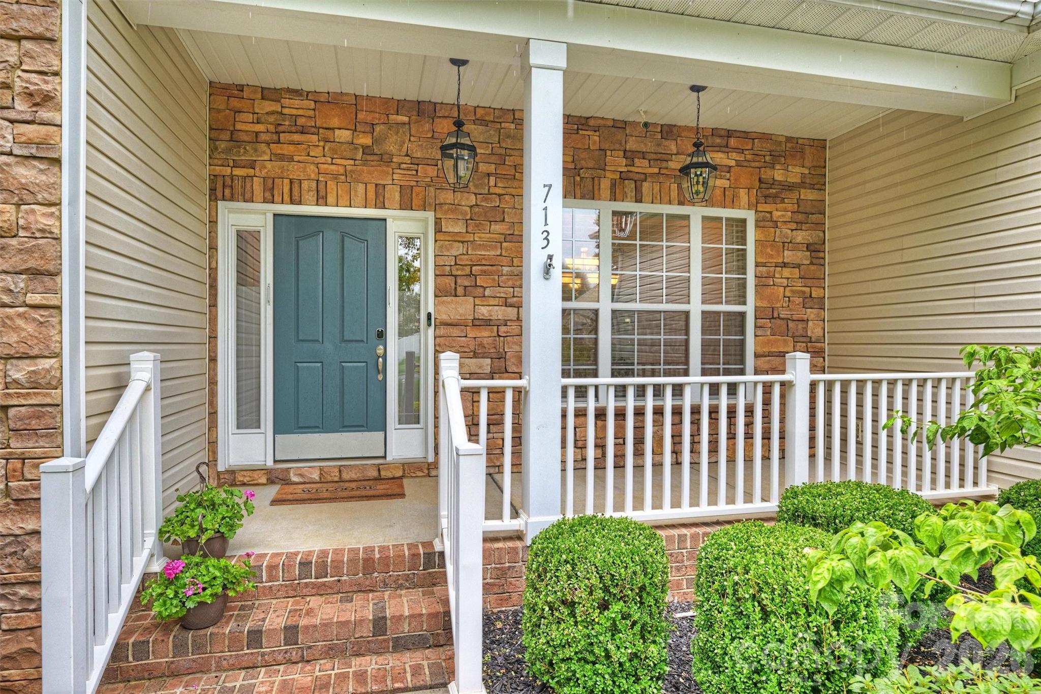 713 Trailhead Lane
