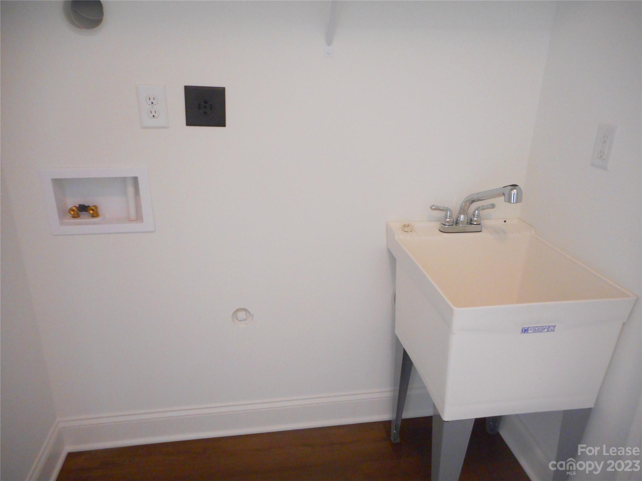 Belmont Crossing - Residential Lease