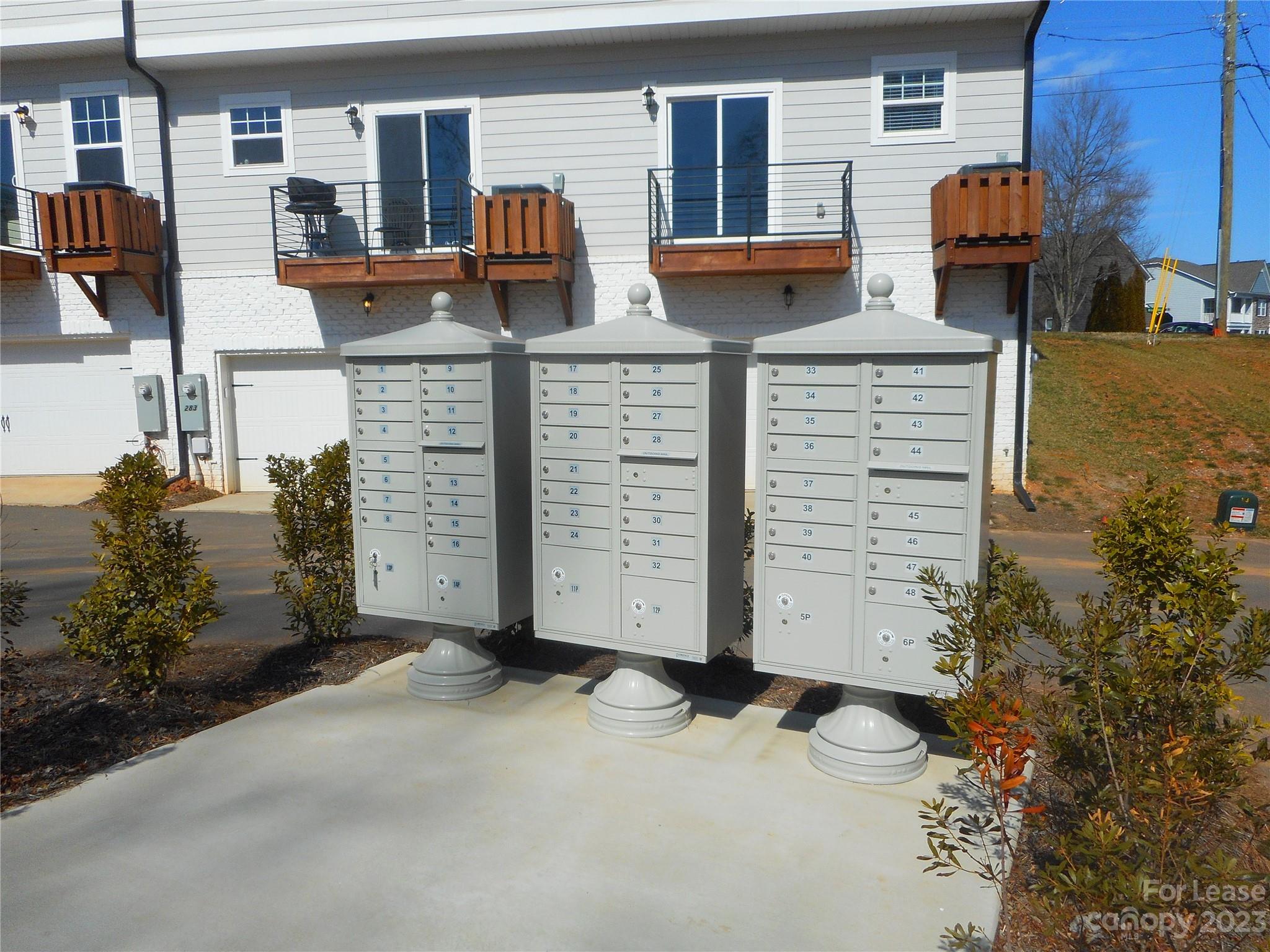 Belmont Crossing - Residential Lease