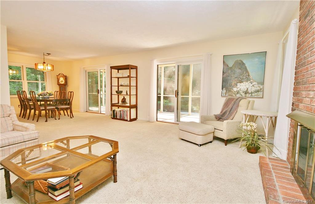 Haywood Knolls - Residential