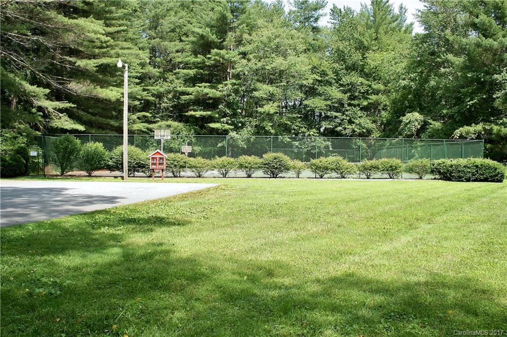 Haywood Knolls - Residential