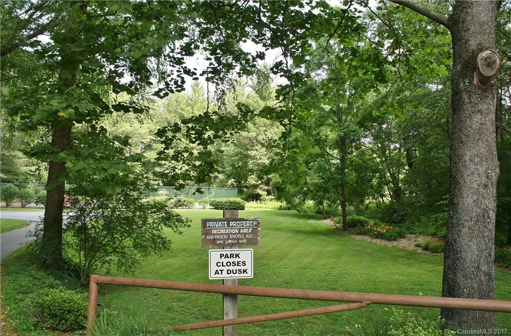 Haywood Knolls - Residential