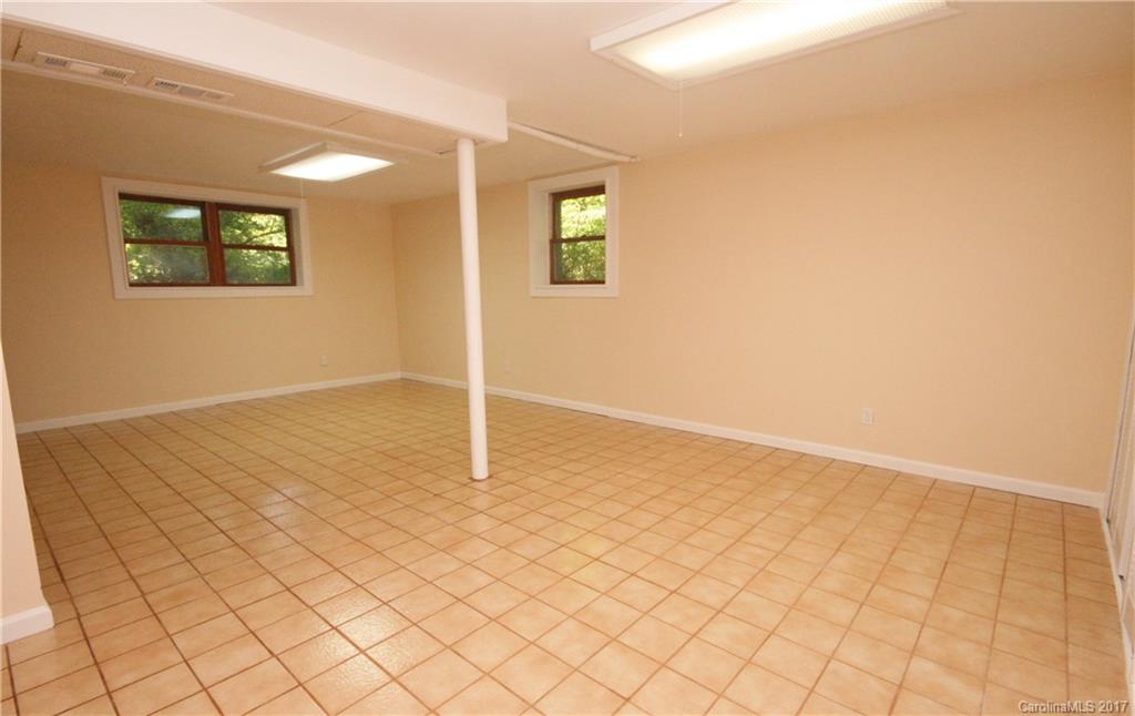 Haywood Knolls - Residential