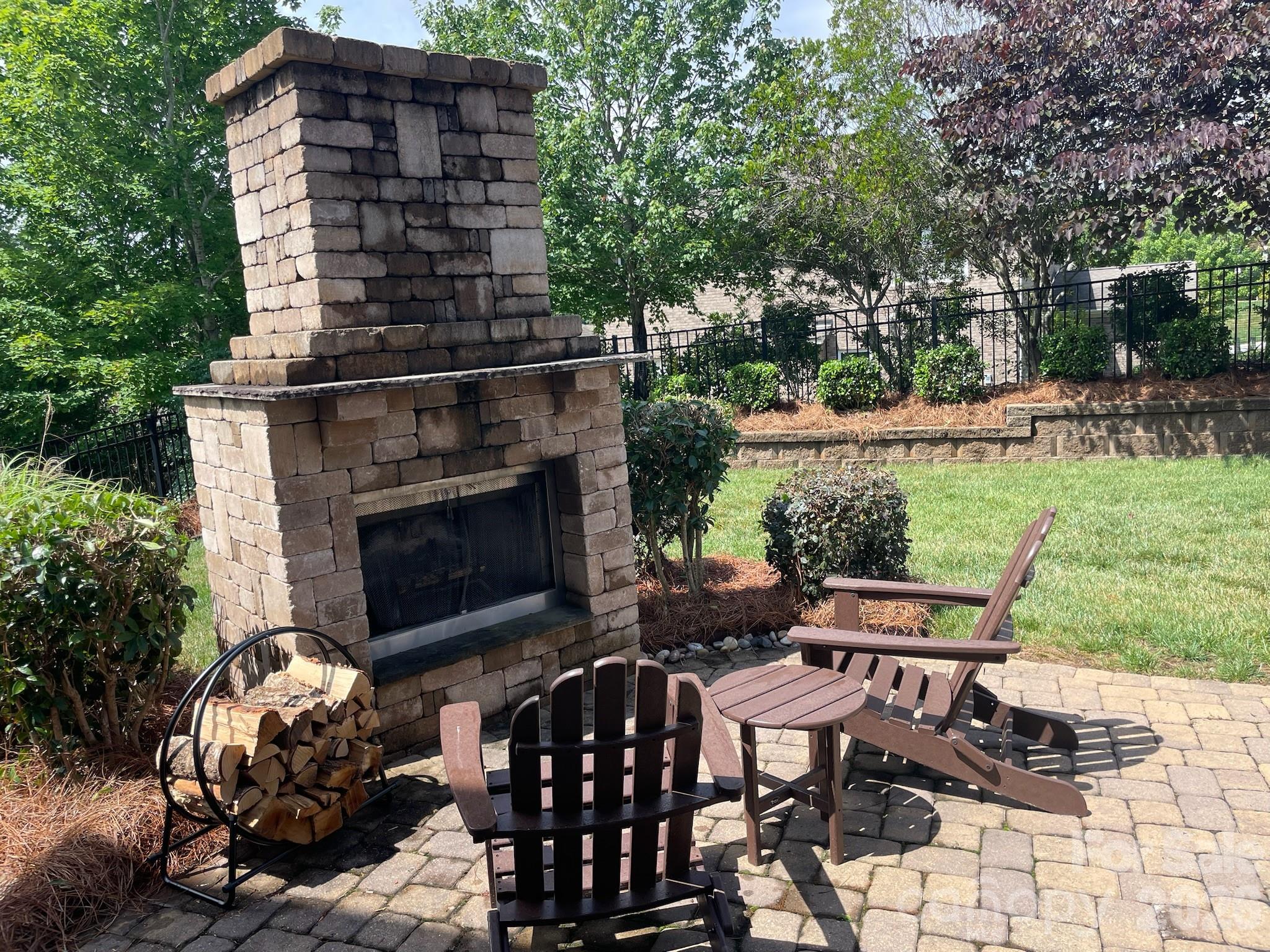 396 E Waterlynn Road