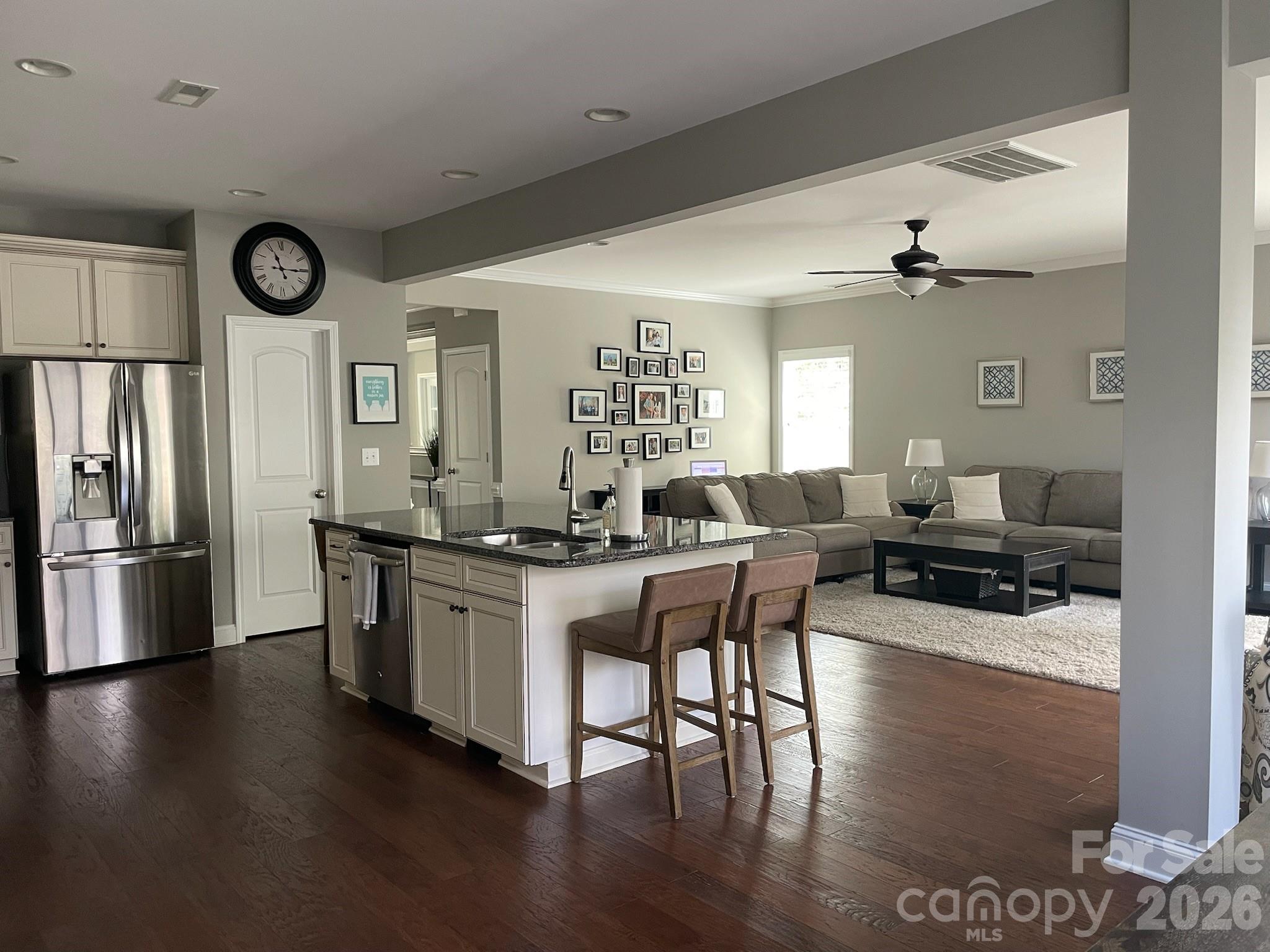 396 E Waterlynn Road