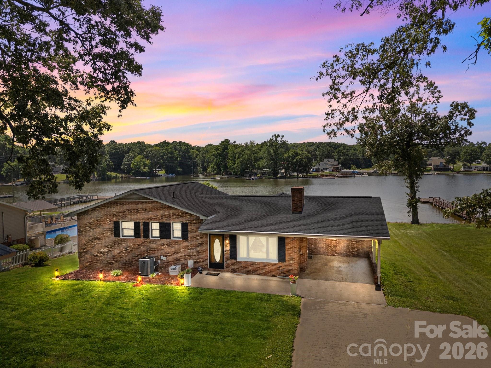 1017 Holloway Church Road