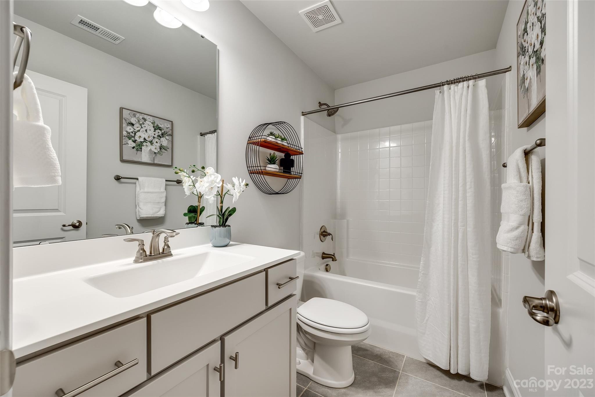 College Place - Residential