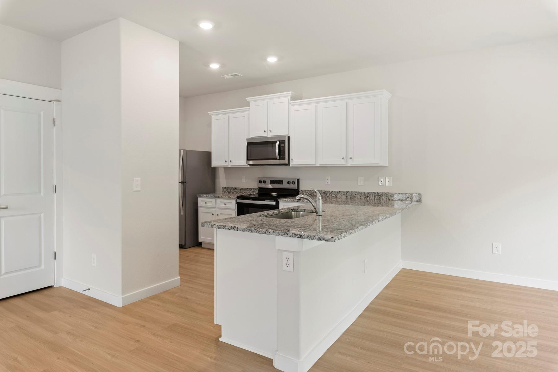 Knights Bridge - Residential