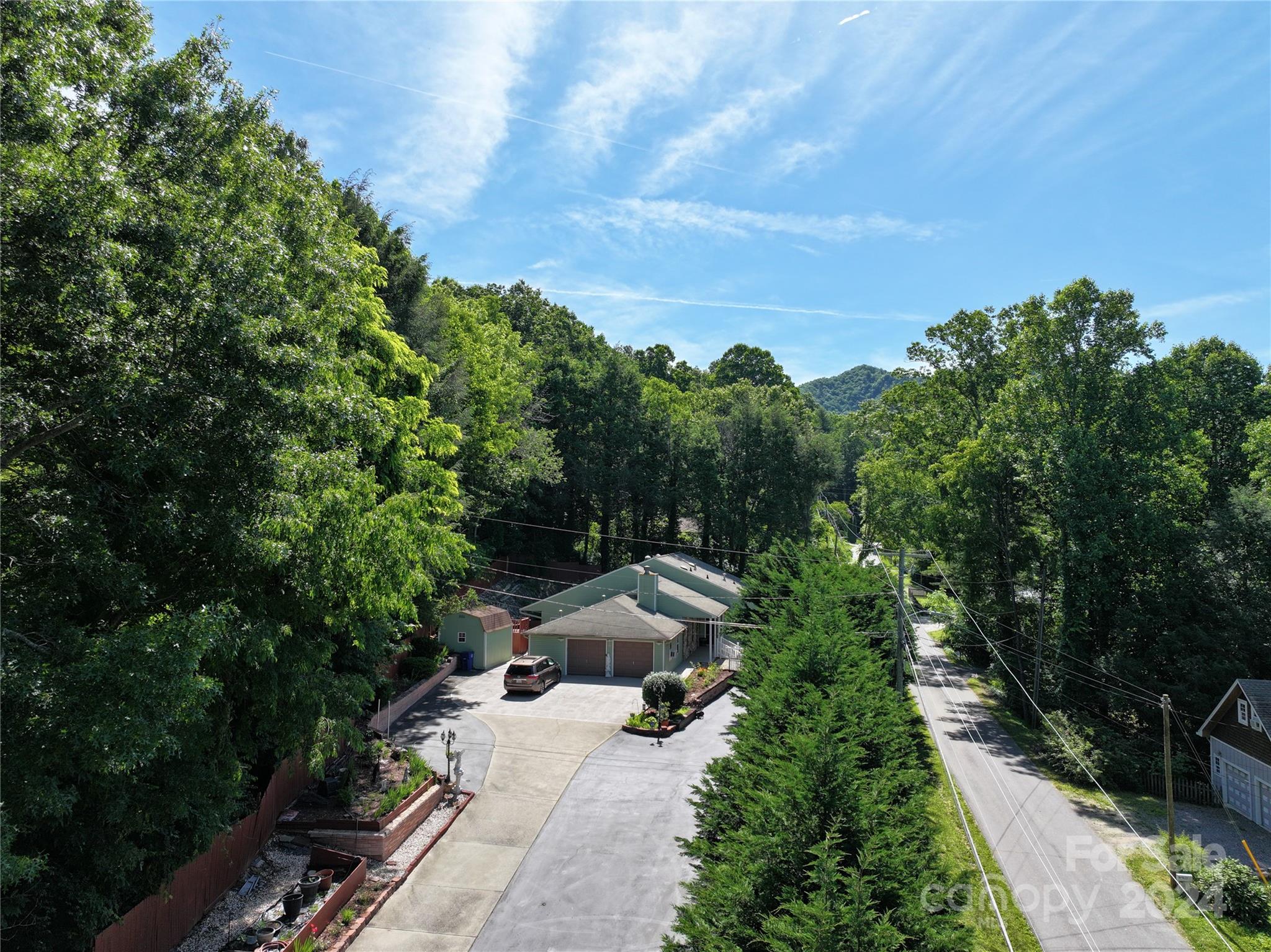 433 Lakey Gap Road